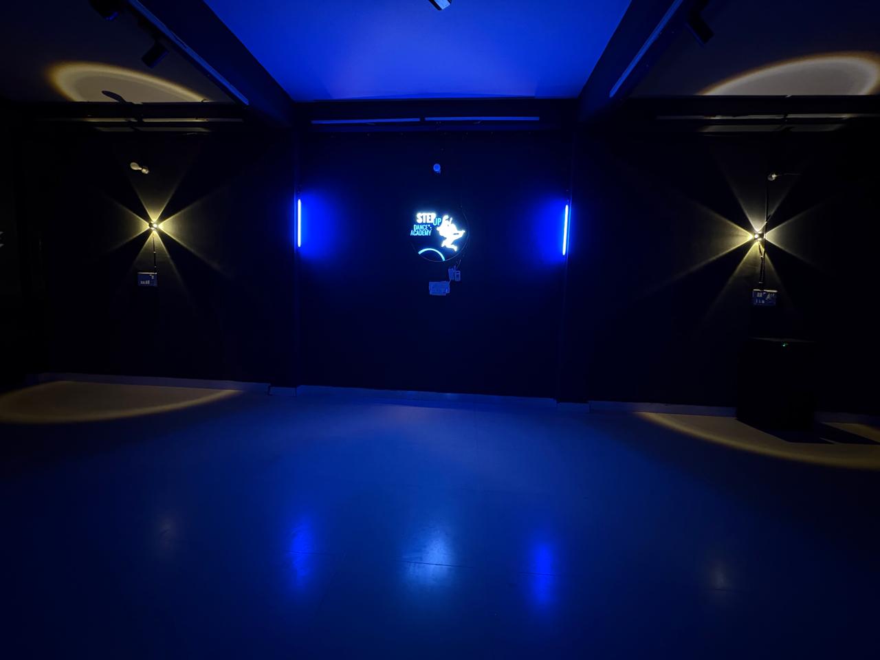 Studio 12